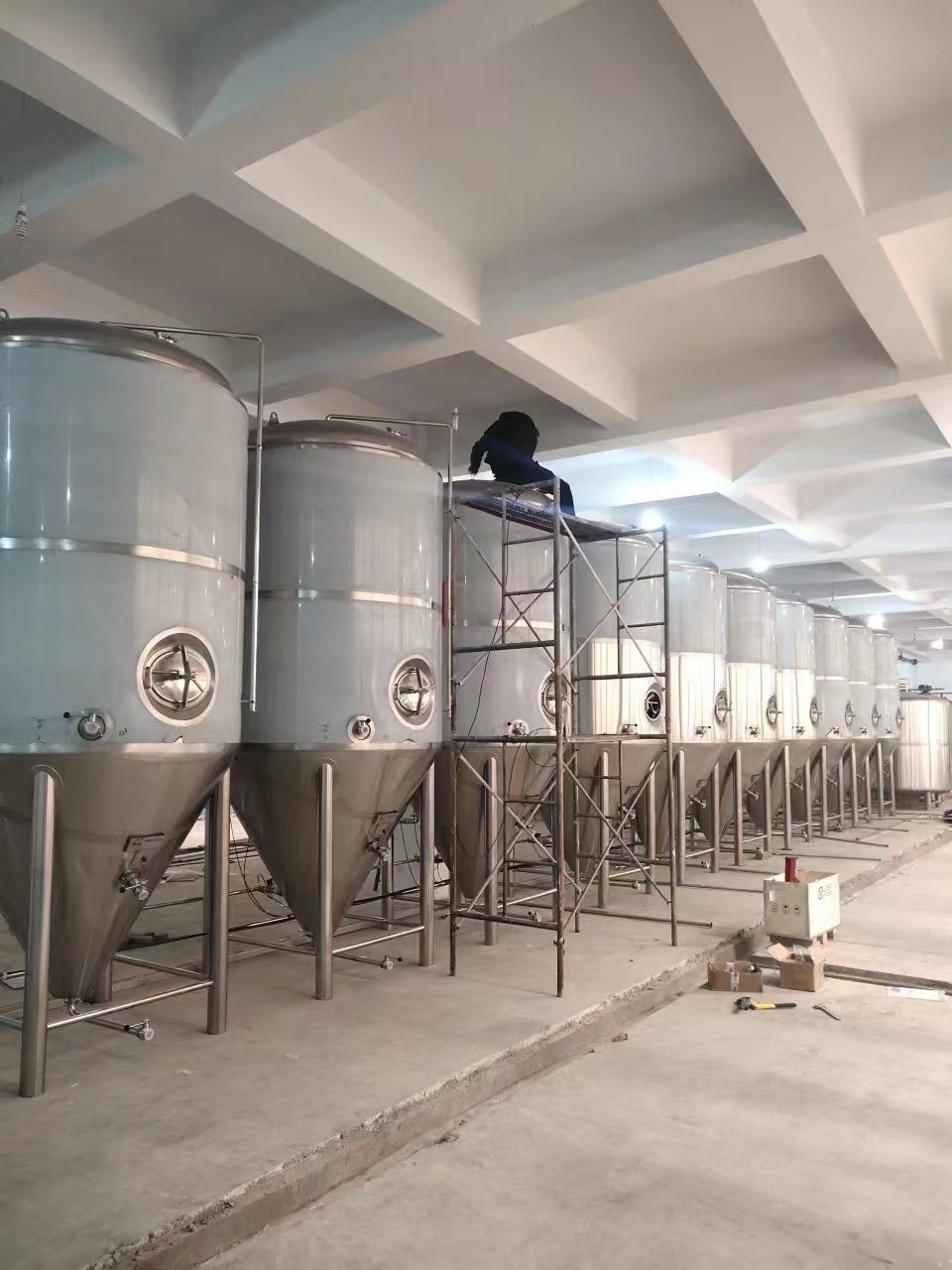 云南工厂型原浆啤酒设备厂家自酿啤酒设备图1