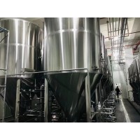 江苏啤酒厂年产6000吨大型啤酒设备