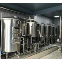 黑龙江餐厅精酿自酿啤酒设备 日产2吨啤酒的设备价格